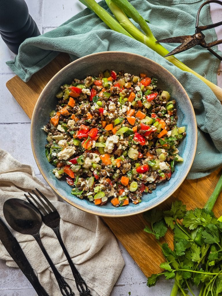Linsensalat mit Feta – einfaches Meal Prep für mehrere Tage